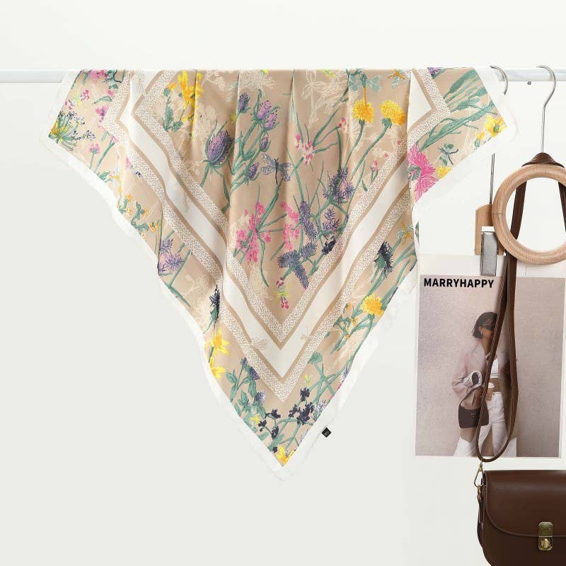 Beige Botanica